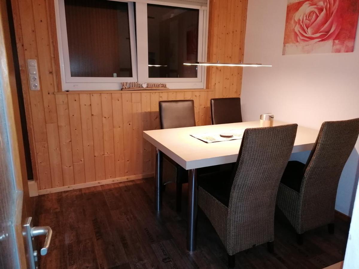 Wohnung Am Stadtrand Von Эйзенах Экстерьер фото