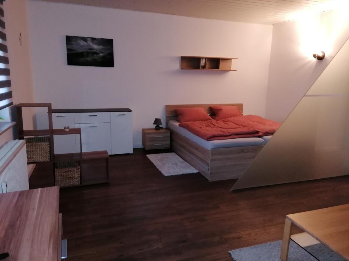 Wohnung Am Stadtrand Von Эйзенах Экстерьер фото